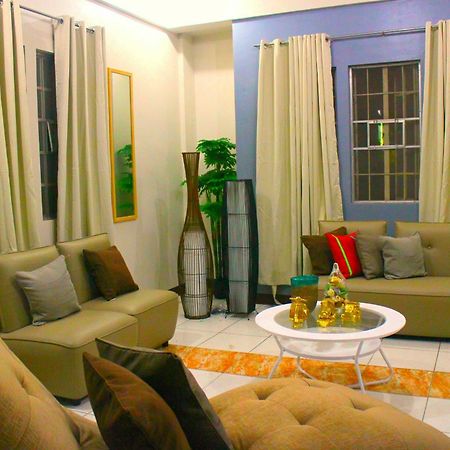 Tagaytay Modern Guesthouse - City Center Tagaytay City Bagian luar foto
