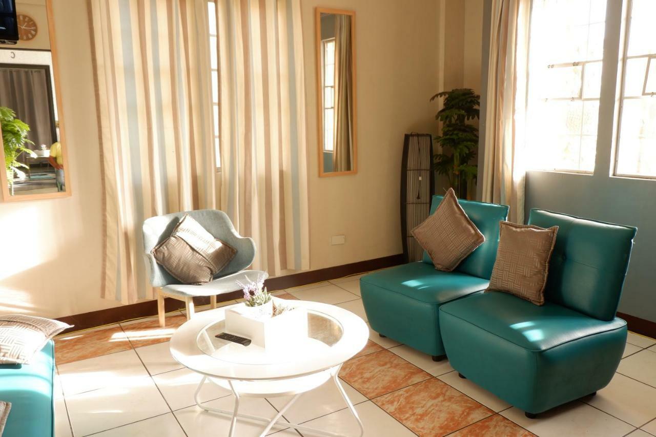 Tagaytay Modern Guesthouse - City Center Tagaytay City Bagian luar foto