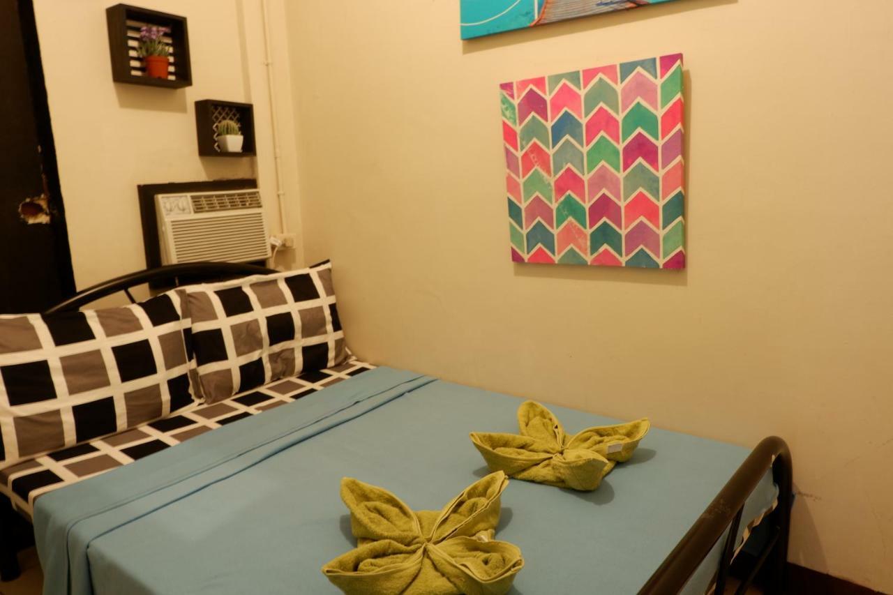 Tagaytay Modern Guesthouse - City Center Tagaytay City Bagian luar foto